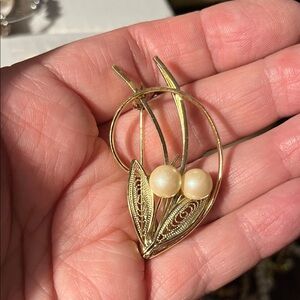 Gold Pearl Floral Drop Earrings - Women Jewelry 1343